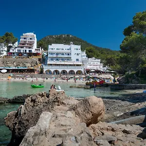 apartamentos-es-puet-blanc.ibizaislandhotels.net/